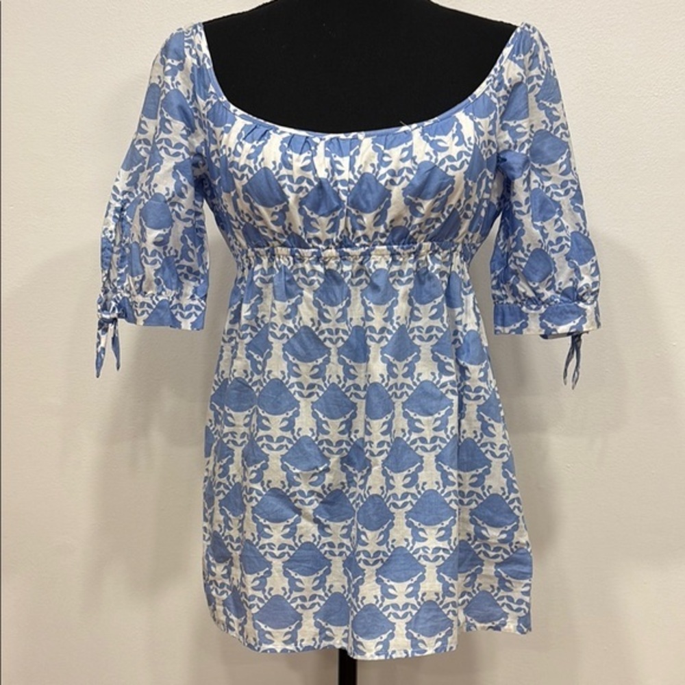 LILLY PULITZER adorable Blue and White crab blouse shirt top size 2 PERFECT NWOT